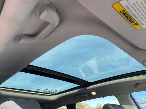 Used 2015 Hyundai Santa Fe Sport 2.0T w/ Option Group 05 image 9