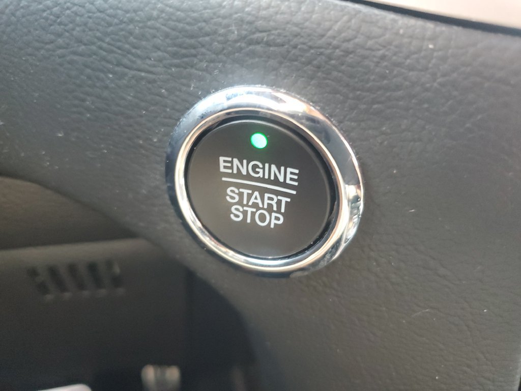 Used 2020 Ford Edge ST-Line FWD image 27