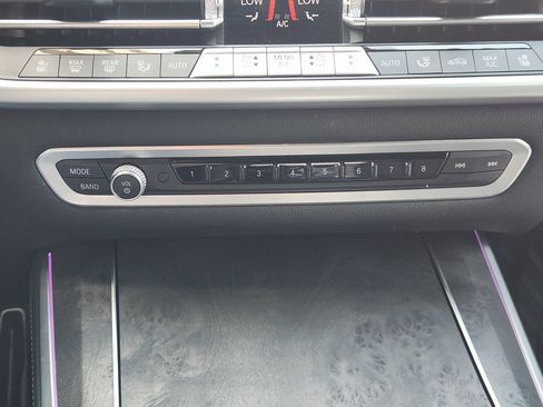 Used 2022 BMW X5 M50i w/ Executive Package AWD/4WD image 19