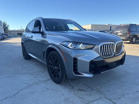 Certified 2024 BMW X5 sDrive40i w/ M Sport Package image 7