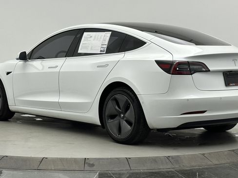 Used 2020 Tesla Model 3 Standard Range Plus image 7