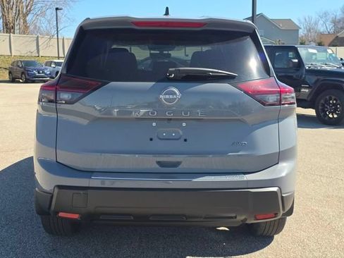 New 2026 Nissan Rogue SV w/ Cold Weather Package AWD/4WD image 13