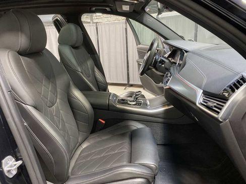 Used 2023 BMW X5 xDrive40i w/ Executive Package AWD/4WD image 14