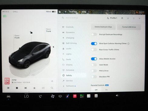 Used 2025 Tesla Model Y Long Range AWD/4WD image 32