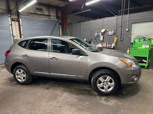 Used 2012 Nissan Rogue S image 4