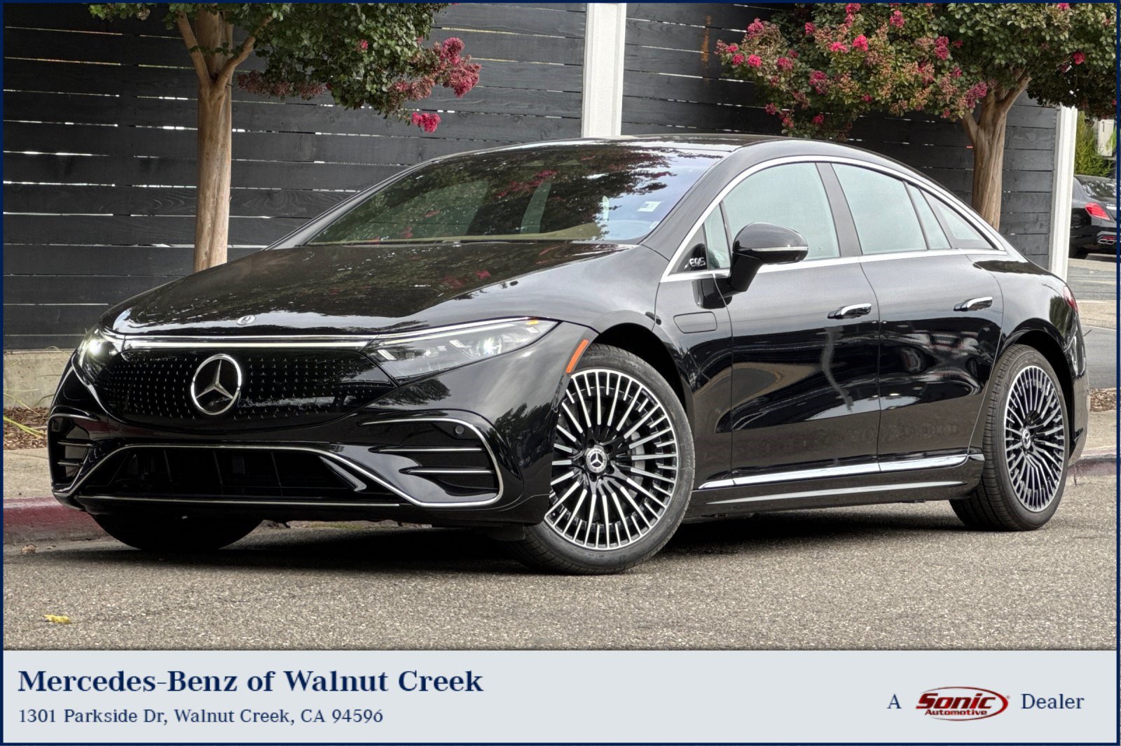 Certified 2023 Mercedes-Benz EQS 580 4MATIC Sedan image 1