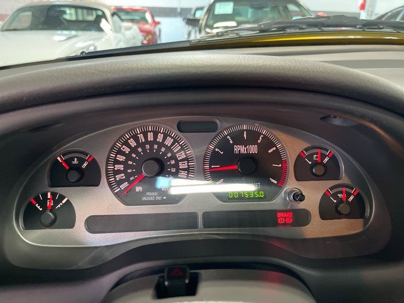 Used 2004 Ford Mustang Mach 1 RWD image 33