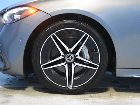 Used 2023 Mercedes-Benz C 300 4MATIC Sedan image 24