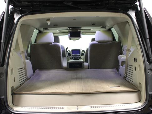 Used 2017 GMC Yukon Denali w/ Open Road Package image 16