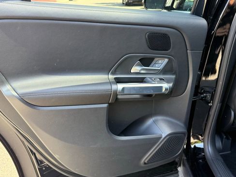 New 2026 Mercedes-Benz GLB 250 image 24