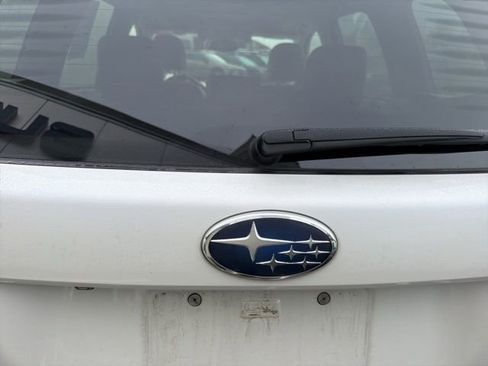 Used 2015 Subaru Forester 2.5i Touring w/ Eyesight & Navigation System image 10