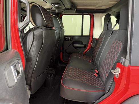 Used 2018 Jeep Wrangler Unlimited Sport S AWD/4WD image 15