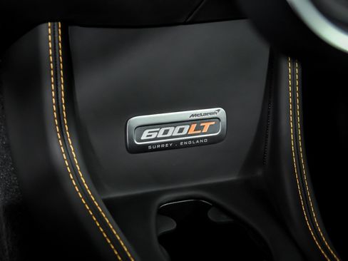 Used 2019 McLaren 600LT RWD image 32