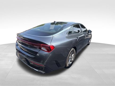 Used 2022 Kia K5 LXS FWD image 2