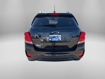 Used 2022 Chevrolet Trax LT w/ Midnight Edition
