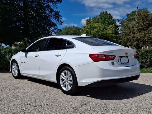 Used 2018 Chevrolet Malibu LT FWD image 4