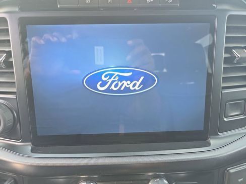 Used 2022 Ford F150 Platinum w/ Equipment Group 701A High AWD/4WD image 16