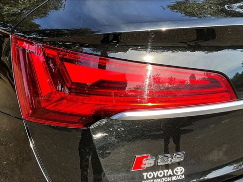 Used 2022 Audi SQ5 Premium image 20