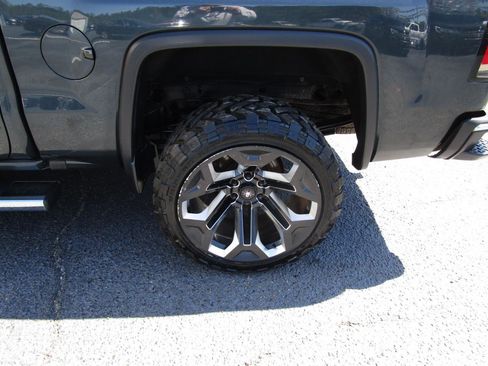 Used 2017 GMC Sierra 1500 SLT image 23