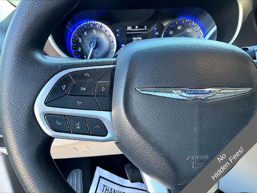 Used 2021 Chrysler Voyager Lxi FWD image 15