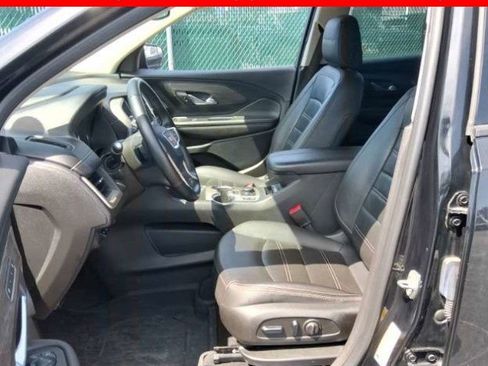 Used 2023 GMC Terrain Denali w/ Black Diamond Edition AWD/4WD image 3