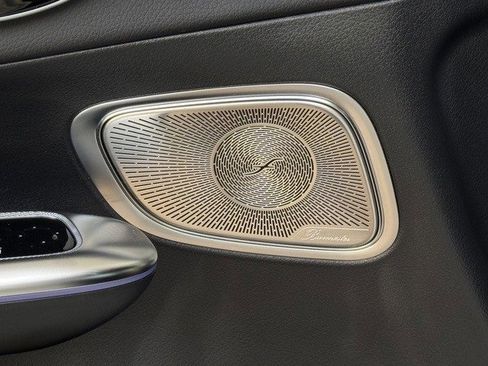 New 2025 Mercedes-Benz GLC 350e 4MATIC image 18