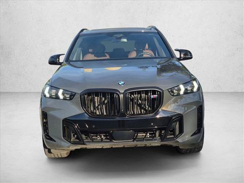 Used 2024 BMW X5 M60i AWD/4WD image 2