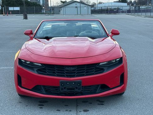 Used 2020 Chevrolet Camaro LT RWD image 13