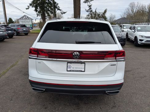 New 2026 Volkswagen Atlas SE image 4