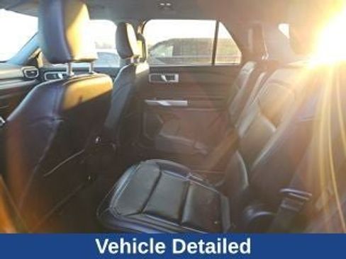 Used 2023 Ford Explorer XLT w/ Equipment Group 202A image 19
