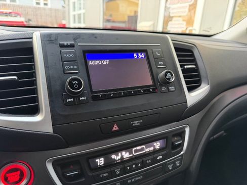 Used 2017 Honda Ridgeline RTS image 4