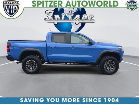 Used 2025 Chevrolet Colorado ZR2 w/ Technology Package AWD/4WD image 10