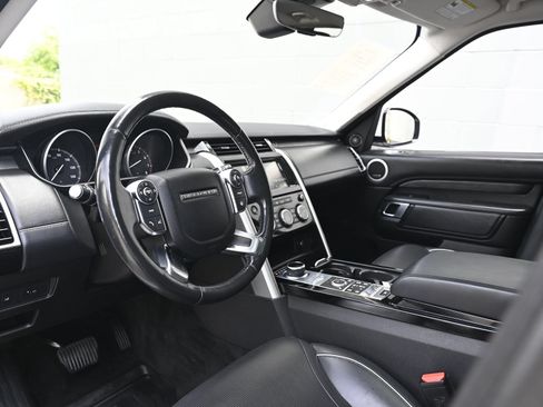 Used 2017 Land Rover Discovery HSE Luxury AWD/4WD image 11