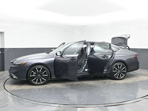Used 2025 Honda Accord Touring image 53