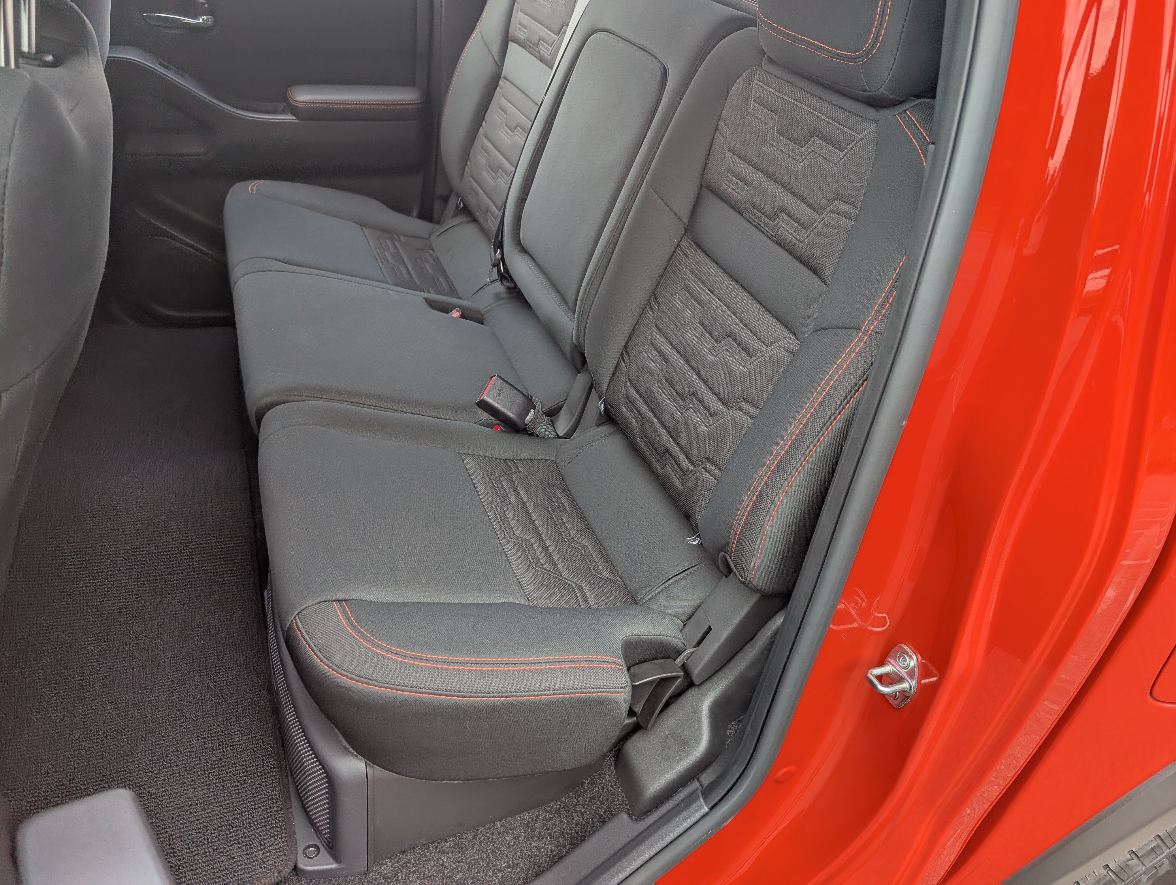 Used 2025 Nissan Frontier PRO-4X w/ Pro Convenience Package AWD/4WD image 17