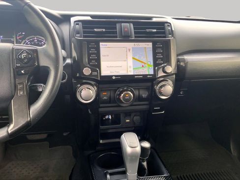 Used 2022 Toyota 4Runner TRD Off-Road Premium AWD/4WD image 7