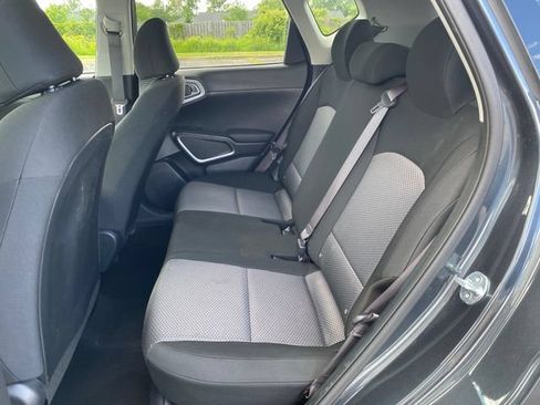 Used 2024 Kia Soul LX w/ Option Group 015 FWD image 18