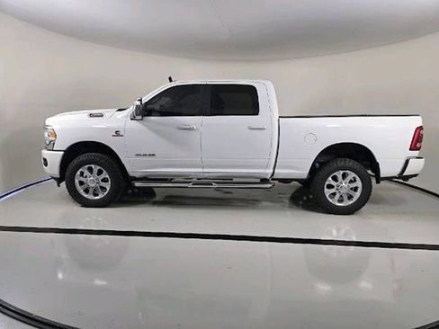 Used 2023 RAM 2500 Laramie AWD/4WD image 7
