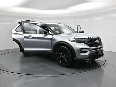 Certified 2023 Ford Explorer ST-Line w/ Class IV Trailer Tow Package image 37