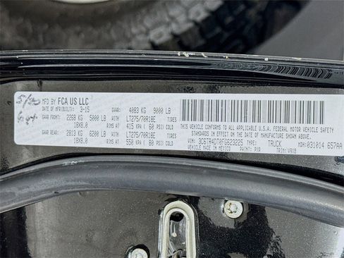 Used 2015 RAM 2500 SLT image 30