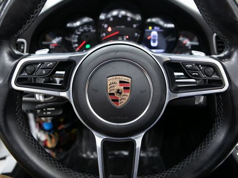 Certified 2018 Porsche 911 Carrera image 14