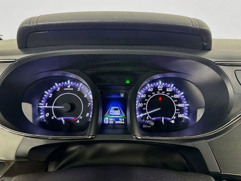Used 2018 Toyota Avalon XLE Premium FWD image 17