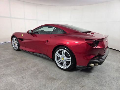 Used 2022 Ferrari Portofino M RWD image 7