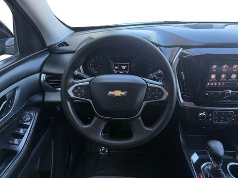 Used 2021 Chevrolet Traverse LS w/ LPO, Blackout Package AWD/4WD image 14