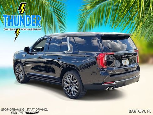 Used 2025 GMC Yukon Denali Ultimate image 3