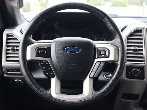Used 2015 Ford F150 Lariat w/ Equipment Group 502A Luxury AWD/4WD image 18