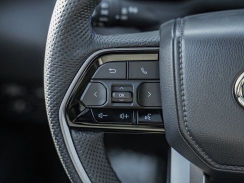 New 2026 Toyota Tundra Platinum image 33