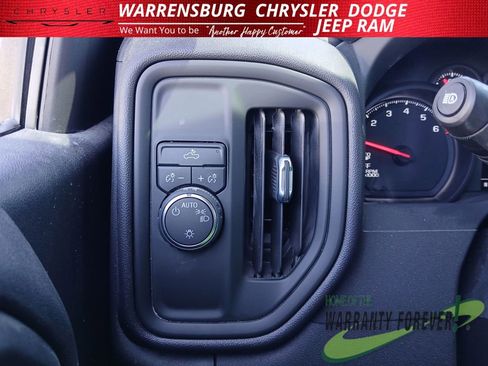 Used 2024 Chevrolet Silverado 1500 W/T image 27