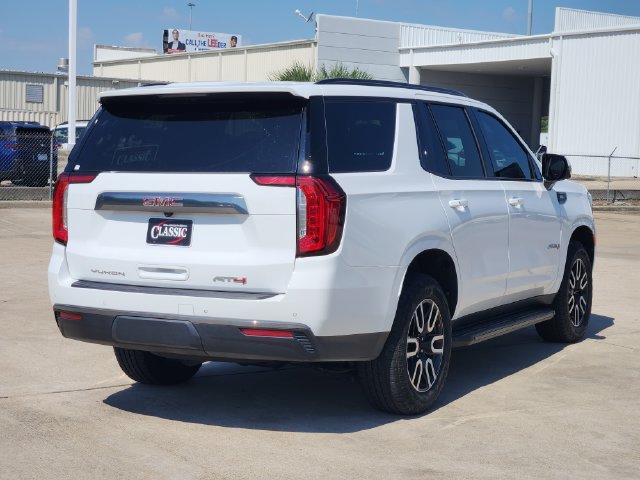 Used 2024 GMC Yukon AT4 w/ Technology Package AWD/4WD image 7