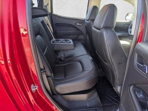 Used 2019 Chevrolet Colorado ZR2 image 18